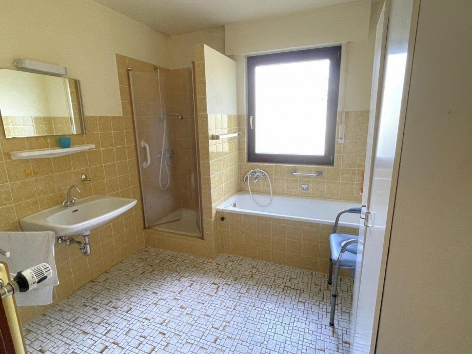 Badezimmer Erdgeschoss Einfamilienhaus Westerstede-Lindern