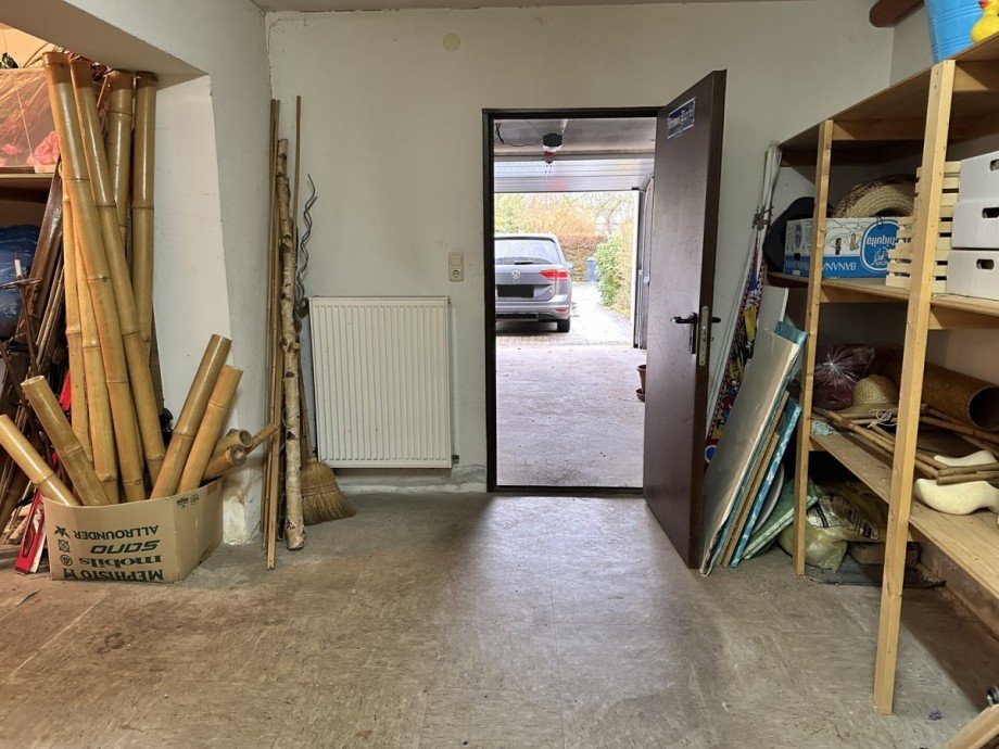 Durchgang zur Garage Einfamilienhaus Westerstede-Halsbek