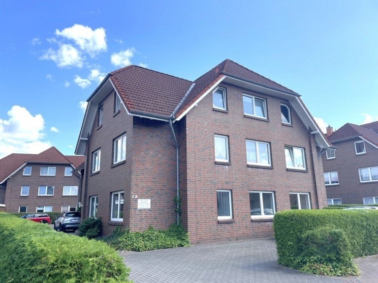 Au�enansicht Westerstede - Westerstede Erdgeschosswohnung Bezugsfreie 4-Zimmer-Erdgeschosswohnung mit eigenem Gartenanteil!