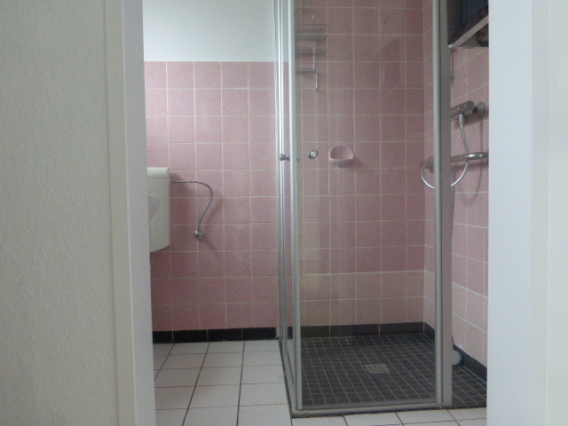 kleines Duschbad Erdgeschosswohnung Bad Zwischenahn