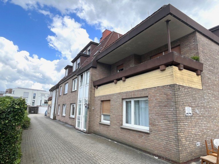Au�enansicht Westerstede - Westerstede Erdgeschosswohnung Gem�tliche Erdgeschosswohnung zentral in Westerstede!