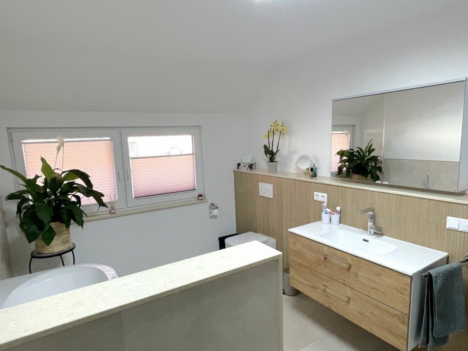 Bad EG Wohnung 1 Zweifamilienhaus Westerstede