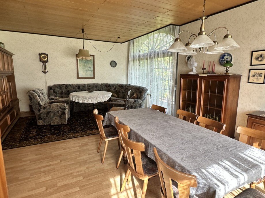 Sehr ger�umig Bauernhaus Wiefelstede