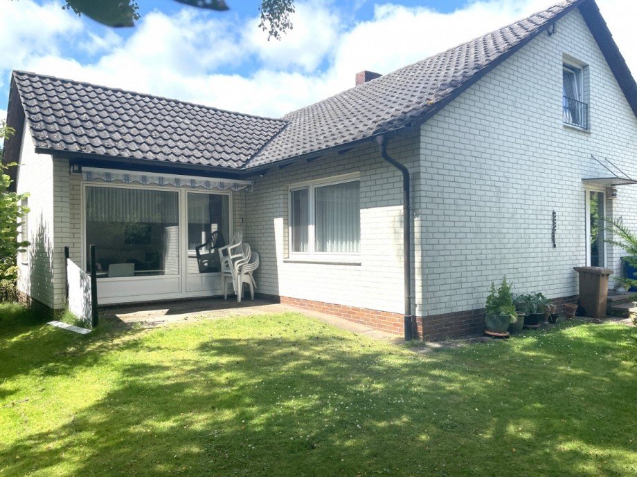 Seitenansicht Einfamilienhaus Wiefelstede-Ofenerfeld