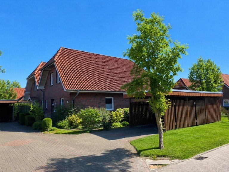 Au�enansicht Westerstede - Westerstede Doppelhaush�lfte Wohlf�hlen leicht gemacht - Doppelhaush�lfte in familienfreundlicher Wohnlage!