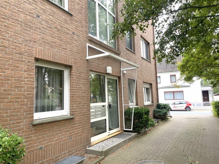 Eingangsbereich Oldenburg - Oldenburg (Oldb) Dachgeschosswohnung 1-Zimmer-Appartement in guter Zentrumslage von Oldenburg!