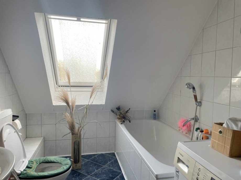 Bad Wohnung 8 Mehrfamilienhaus Westerstede
