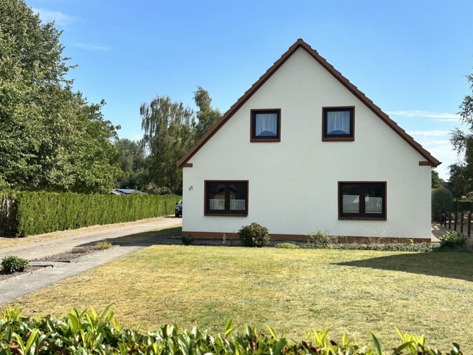 Ansicht von der Stra�e Einfamilienhaus Rastede-Nethen