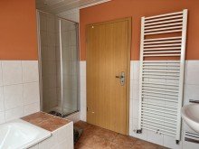 mit Wanne & Dusche Resthof zwischen Rastede und Wiefelstede