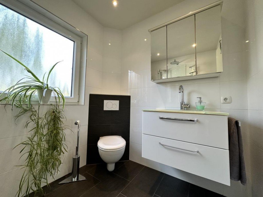 Schicke Ausstattung Einfamilienhaus Westerstede-Halsbek