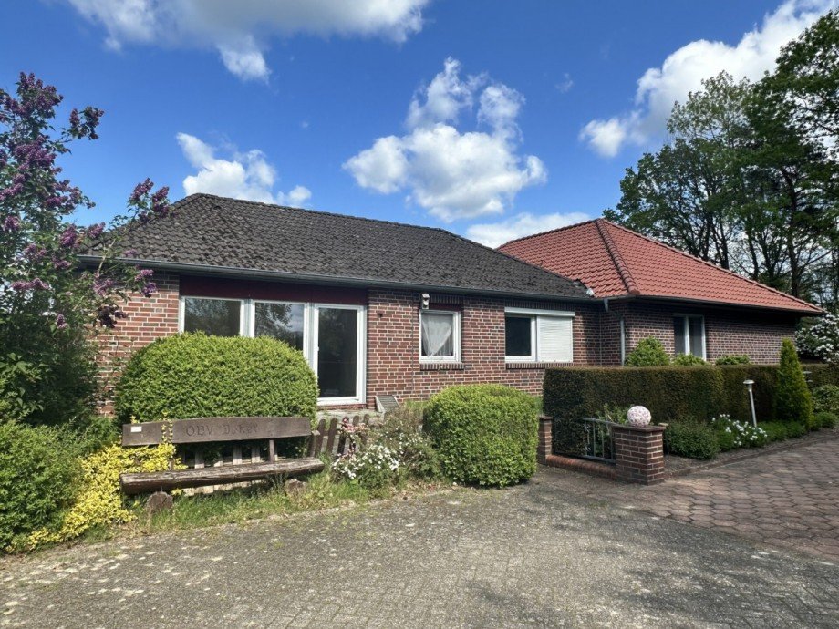 Blick vom Wendehammer Zweifamilienhaus Wiefelstede / Bokel