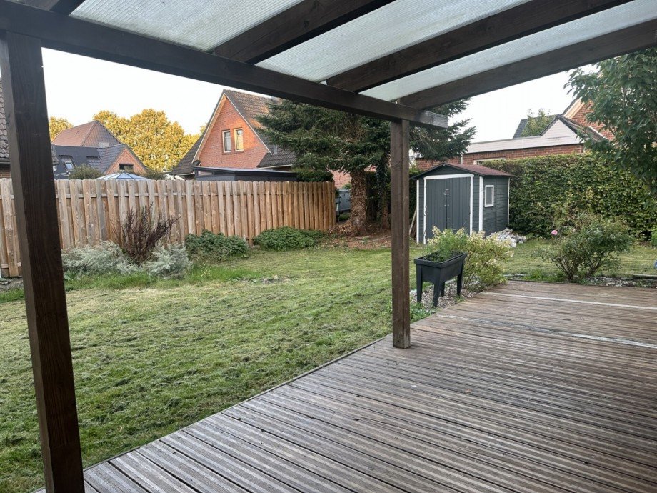 Gesch�tzte Terrasse Einfamilienhaus Rastede