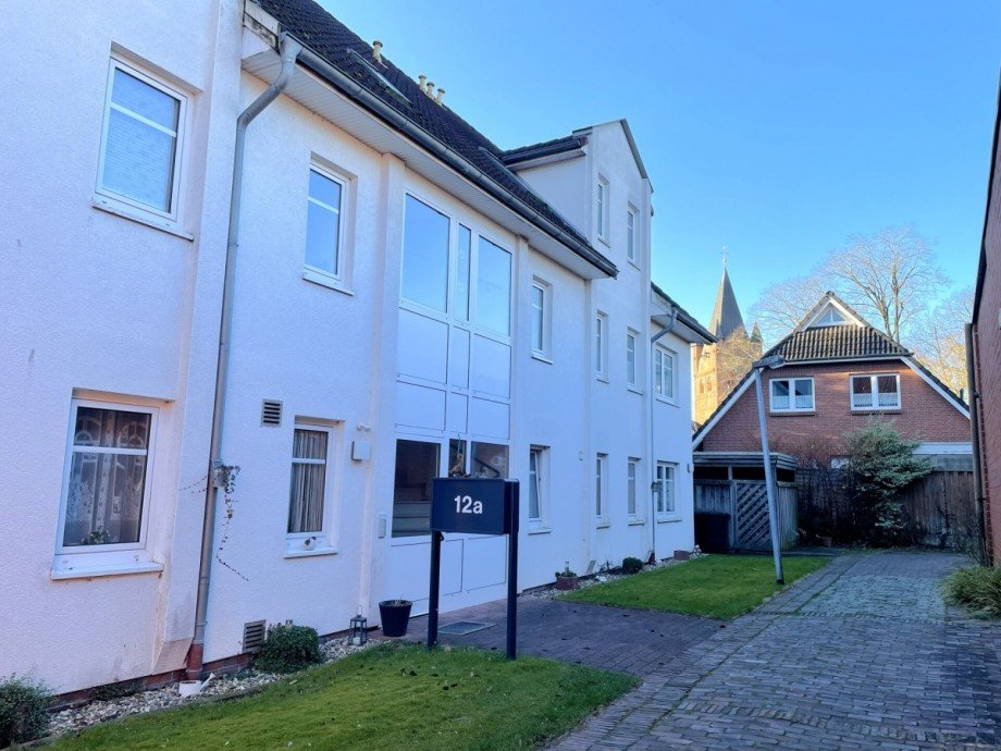 Seitenansicht Mehrfamilienhaus Westerstede