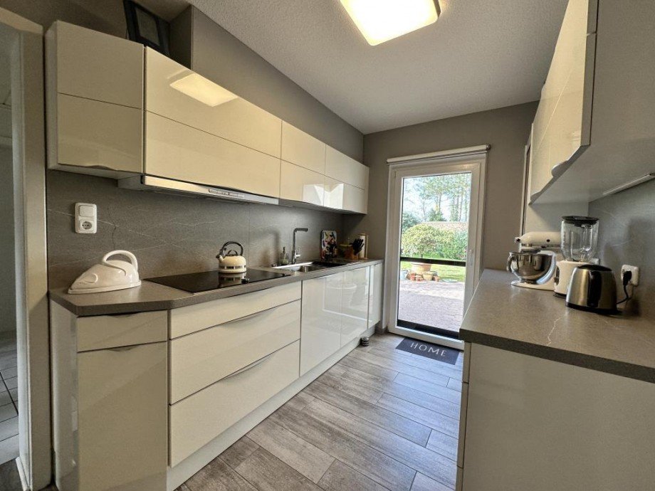 K�che mit Terrassenausgang Einfamilienhaus Westerstede-Halsbek