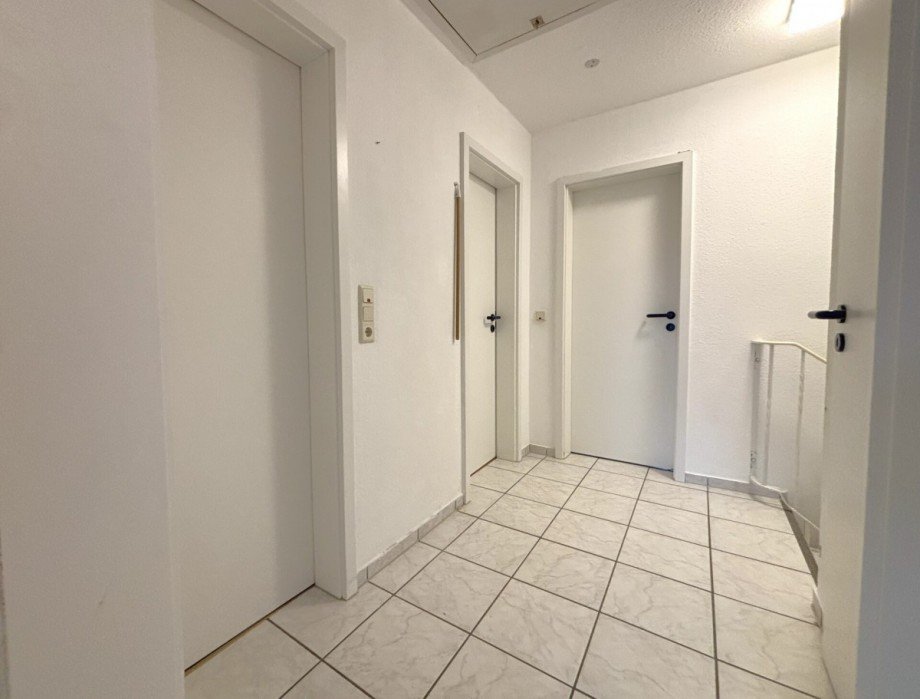 Flur Obergeschoss Doppelhaush�lfte Westerstede