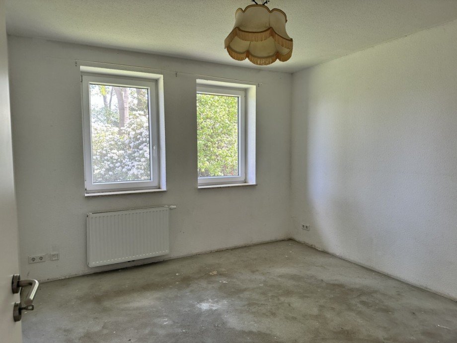 Haus 2: Schlafzimmer Zweifamilienhaus Wiefelstede / Bokel