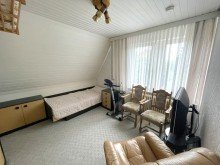 Zimmer III Raum f�r Visionen: Klassisches Wohnhaus mit Entwicklungspotenzial!