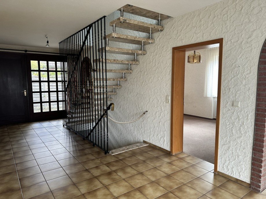 Gro�z�gige Diele Einfamilienhaus Wiefelstede