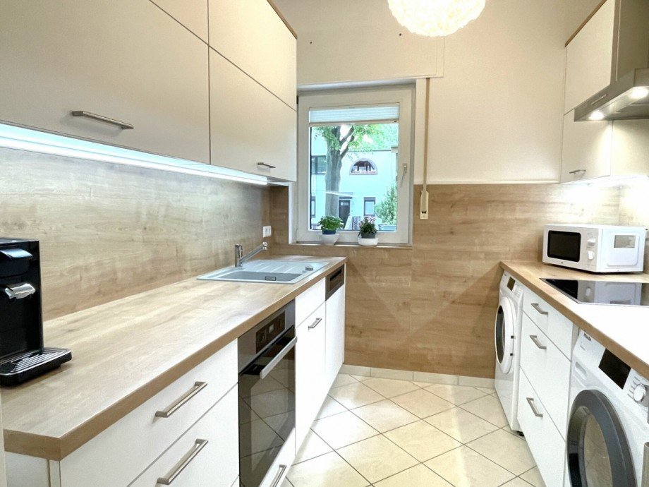 K�che mit hochwertiger Einbauk�che Erdgeschosswohnung Berlin