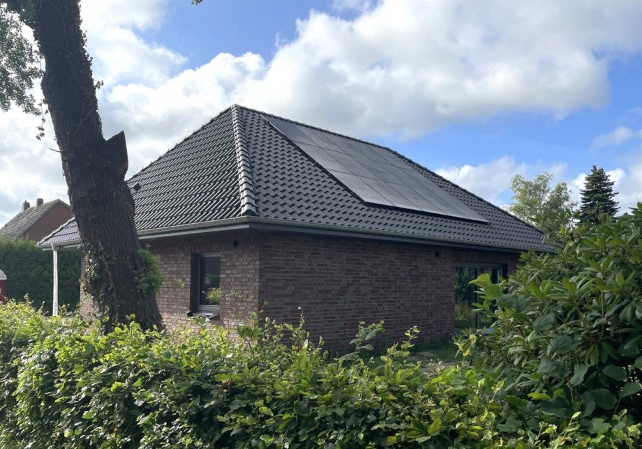 Stra�enansicht Bungalow Bad Zwischenahn