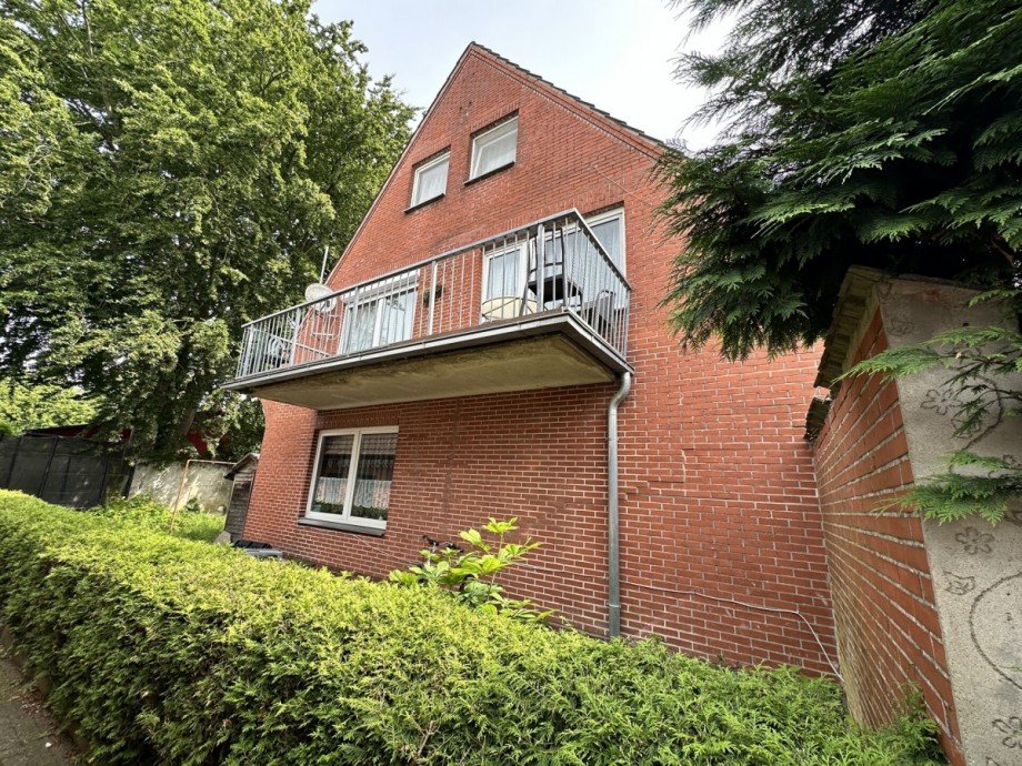 Balkon Zweifamilienhaus Wiefelstede