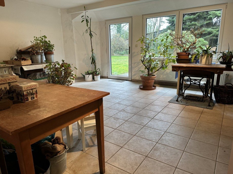 XXL-B�ro oder Werkraum Einfamilienhaus Westerstede-Halsbek