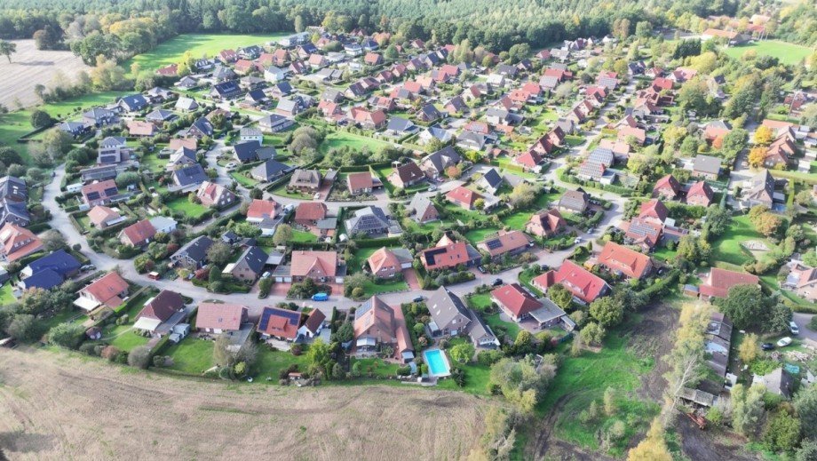 Drohnenansicht II Einfamilienhaus Varel