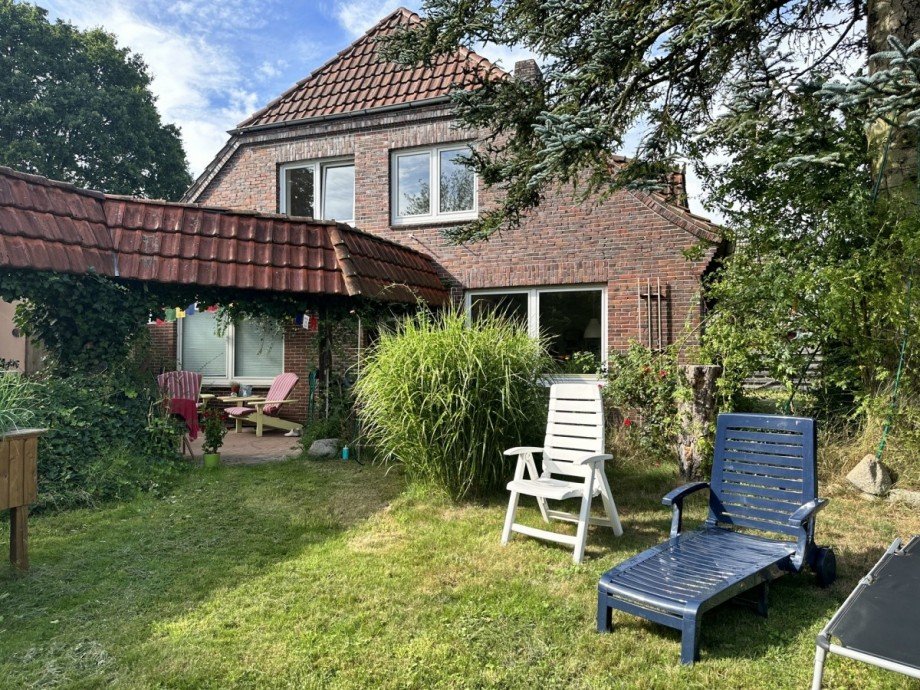 Ein naturbelassener Garten Einfamilienhaus Wiefelstede / Gristede