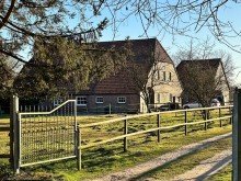 Eine sch�ne Hofanlage Resthof mit Weideland - ideal f�r Pferdehalter!