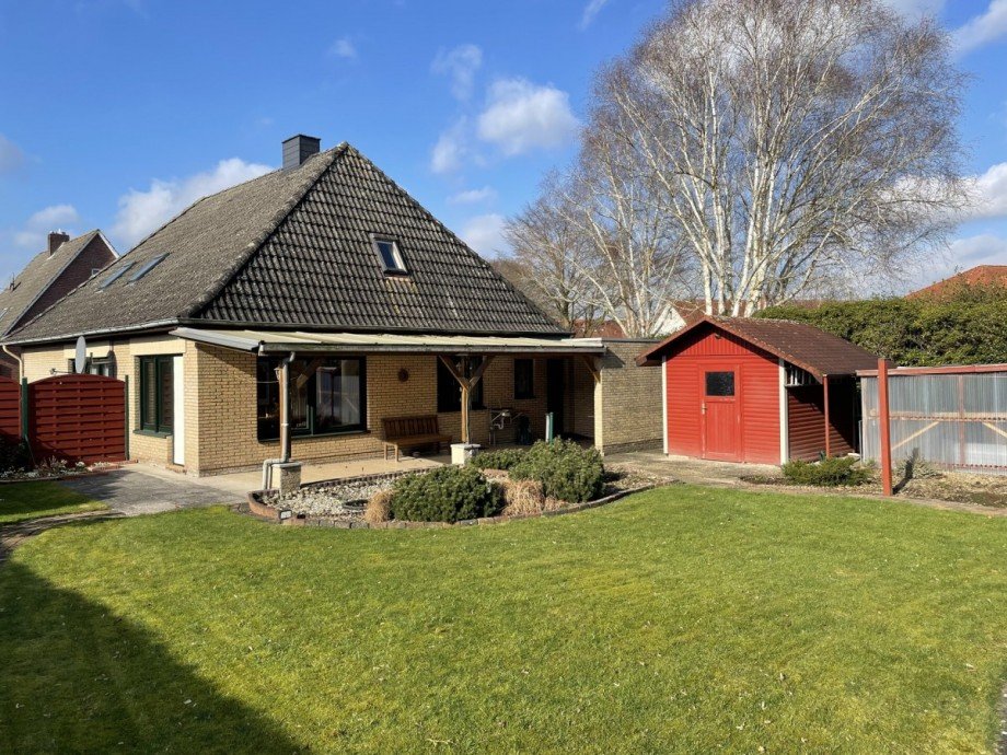 Hinteransicht Einfamilienhaus Westerstede