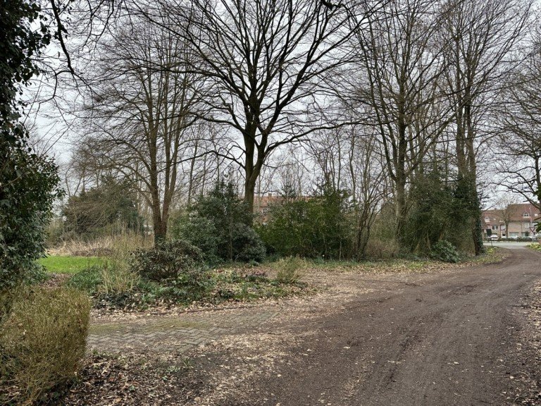 Zentrale & gr�ne Lage Wiefelstede - Wiefelstede Grundst�ck Baugrundst�ck f�r Investoren in guter Zentrumslage