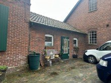 Zwischenbau Resthof und Baugrundst�cke am Ortsrand