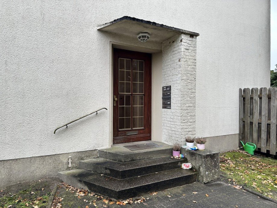 Eingang Mehrfamilienhaus Oldenburg