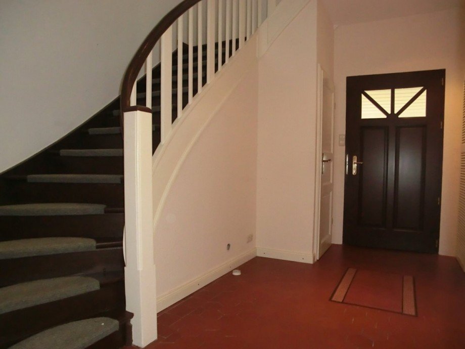 Gro�z�giger Flur Einfamilienhaus Rastede