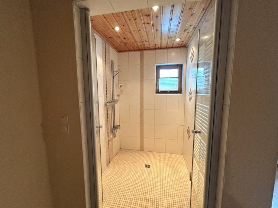 Erdgeschosswohnung begehbare Dusche Mehrfamilienhaus Westerstede