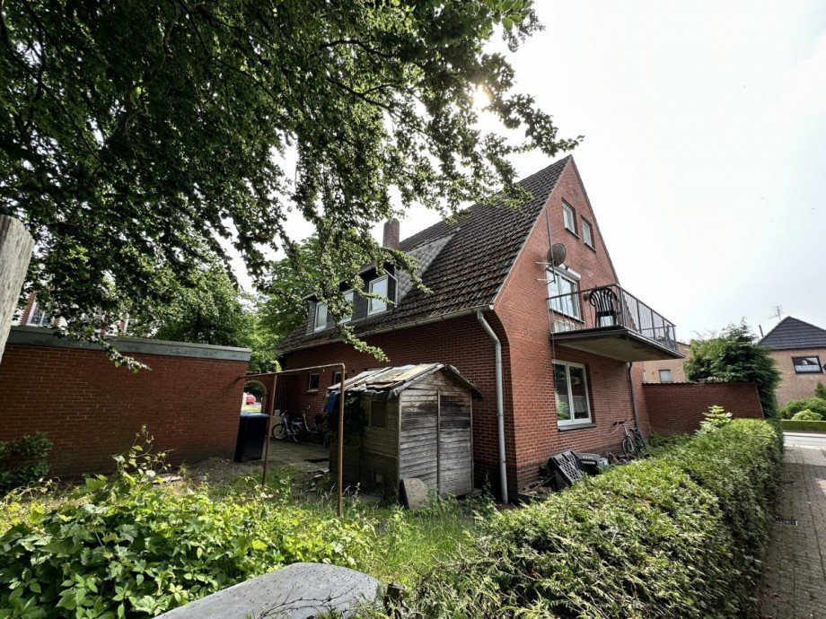 Garten Zweifamilienhaus Wiefelstede