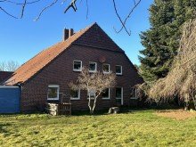 Der r�ckw�rtige Wohntrakt Resthof mit Weideland - ideal f�r Pferdehalter!