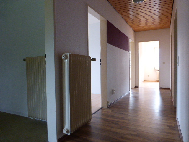 Flur im Dachgeschoss Zweifamilienhaus Wiefelstede