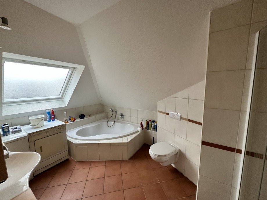 Mit Wanne Dachgeschosswohnung Rastede