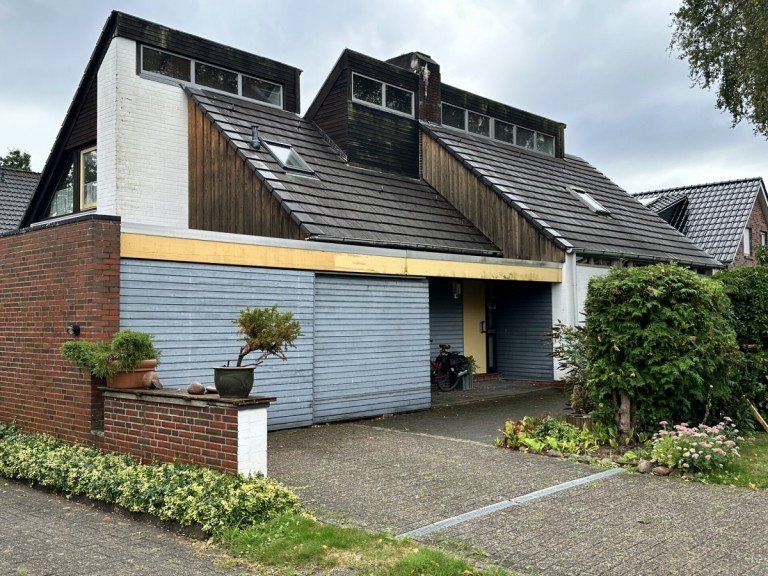 Eine individuelle Immobilie Oldenburg / Kreyenbr�ck Einfamilienhaus Zwischen Bauhaus & Hygge: Architektenhaus in ruhiger Sackgasse!