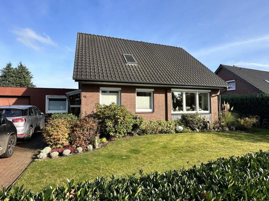 Gepflegt & teilmodernisiert Einfamilienhaus Wiefelstede