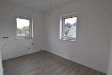 K�che Obergeschoss links Attraktive Kapitalanlage - Neuwertiges-Mehrfamilienhaus mit 5 Wohneinheiten!