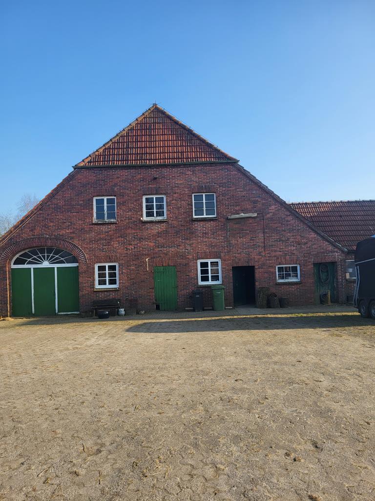 Imposanter Giebel mit Grodd�r Resthof Wardenburg-Harbern