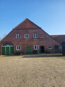 Imposanter Giebel mit Grodd�r Resthof mit Weideland - ideal f�r Pferdehalter!