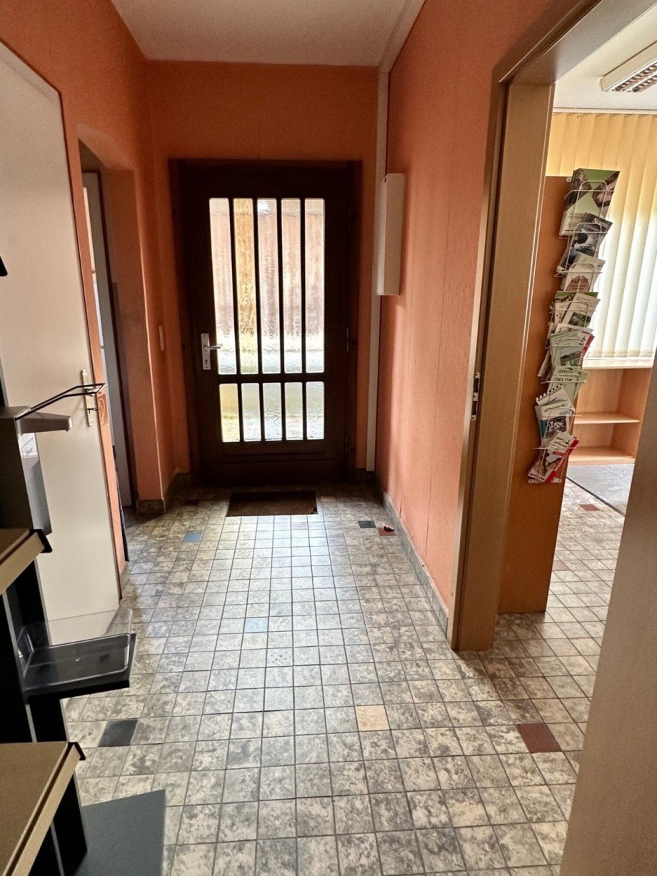 Flur Halle / Lager / Produktion Westerstede-Eggeloge