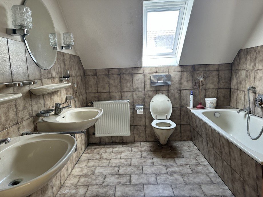 Platz im Bad Einfamilienhaus Wiefelstede