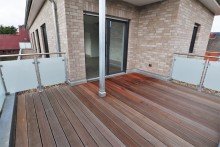 Balkon Obergeschoss links Attraktive Kapitalanlage - Neuwertiges-Mehrfamilienhaus mit 5 Wohneinheiten!