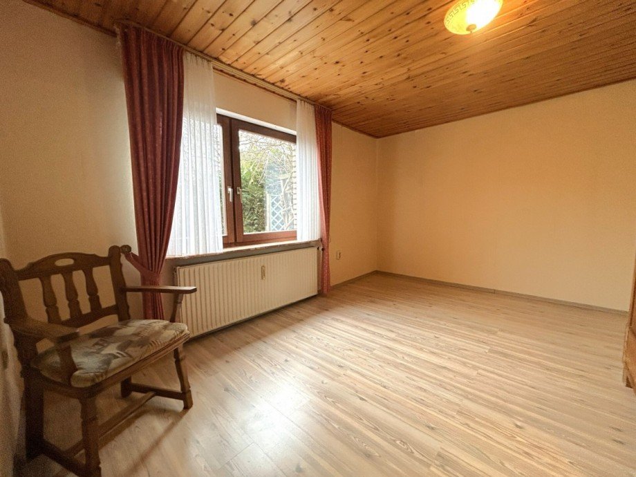 Erdgeschosswohnung Zimmer I Mehrfamilienhaus Westerstede