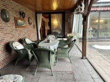 Fast wie ein Wintergarten Zwei PV-Anlagen und ein Batteriespeicher inklusive!